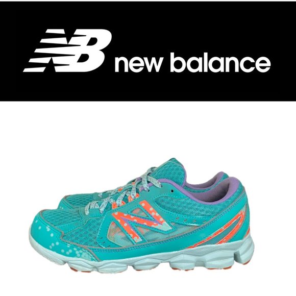 New Balance Shoes - New Balance 750v3 Running Shoes - Size 5.5